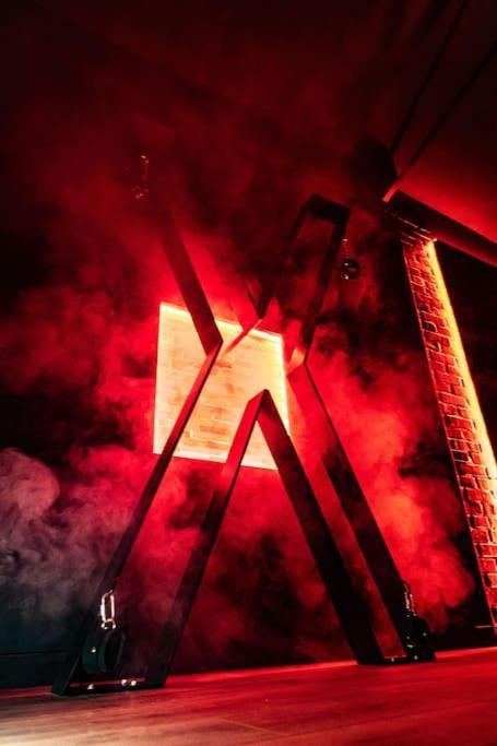 Loveroom O Diable Des Plaisirs Avec Jacuzzi Τουρκουάν Εξωτερικό φωτογραφία
