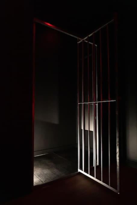 Loveroom O Diable Des Plaisirs Avec Jacuzzi Τουρκουάν Εξωτερικό φωτογραφία